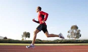 Correr es un ejercicio excelente para mejorar la potencia de un hombre. 
